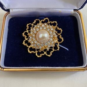 Round Faux Pearl and Diamond Brooch